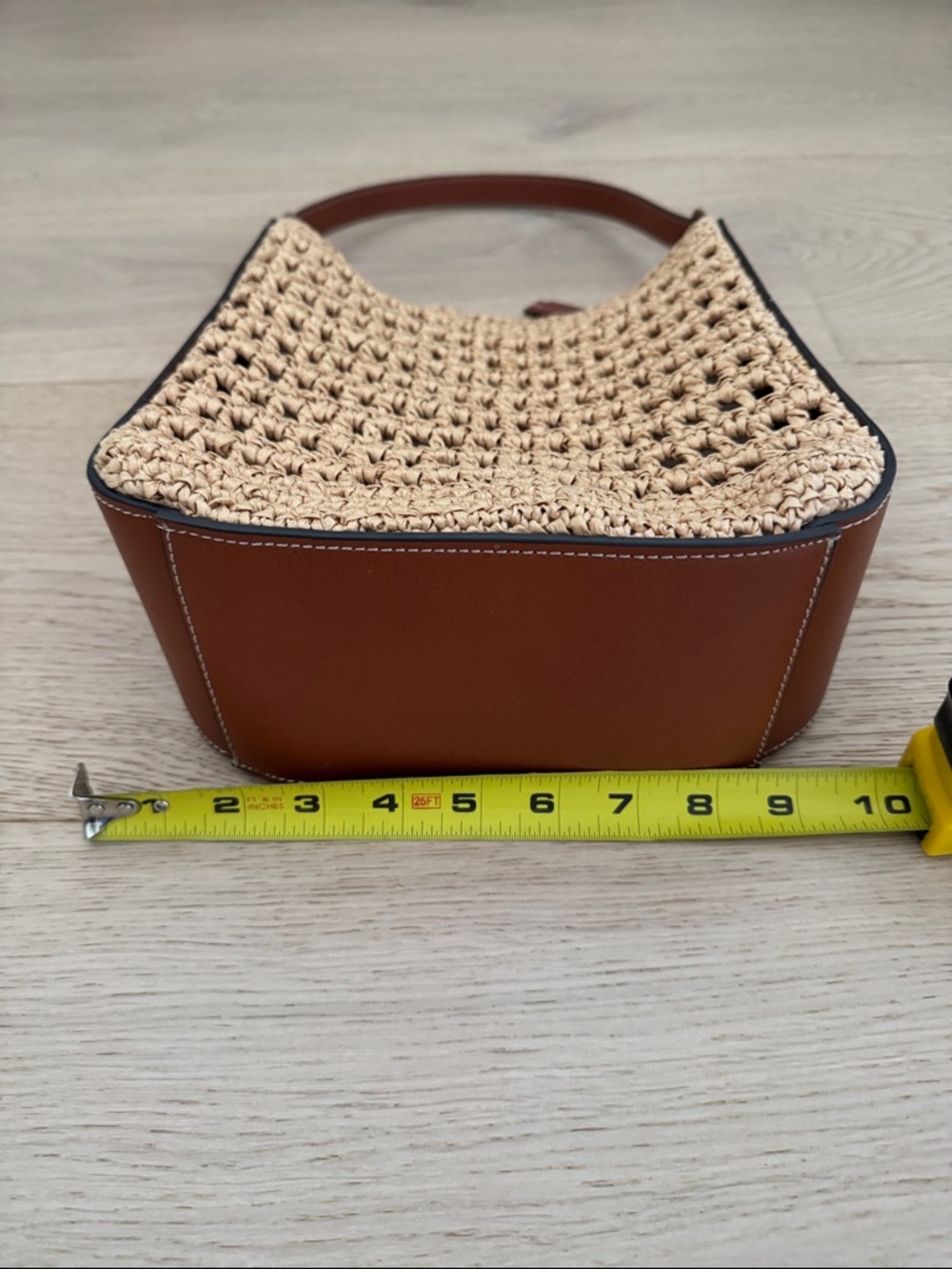 Mango Beige Woven Shoulder Bag w/Brown Leather Handle.Zipper & magnetic closure. - Picture 12 of 13